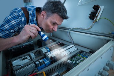 Elektrikçi çözümlenirken Fusebox