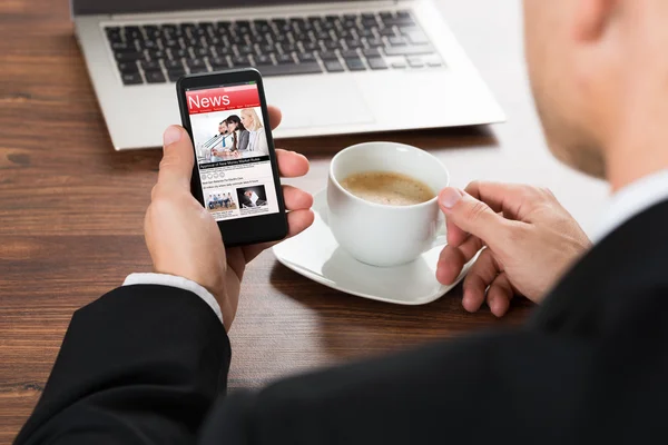 Businessman Reading News — Stock Photo, Image