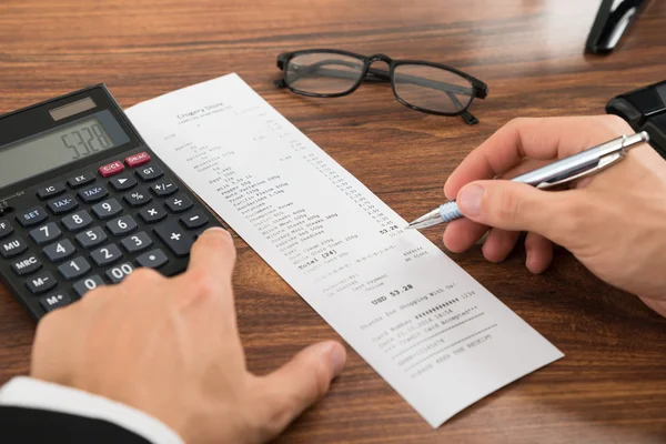 Businessperson Hands With Receipt — Stock Photo, Image