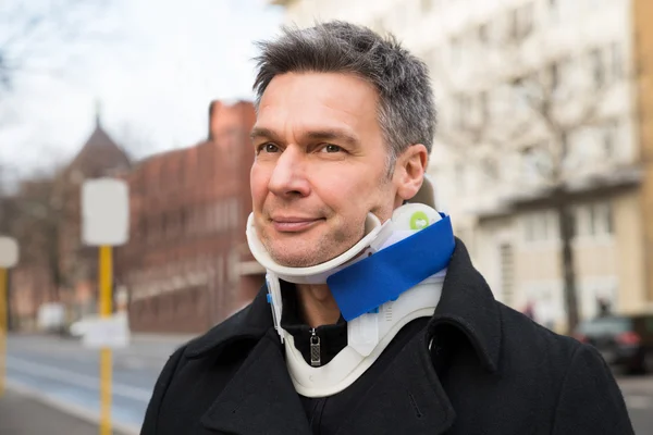 Man die lijden aan nek pijn — Stockfoto