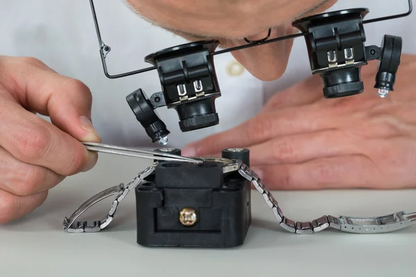 Watchmaker Repairing Wrist Watch — Stock Photo, Image