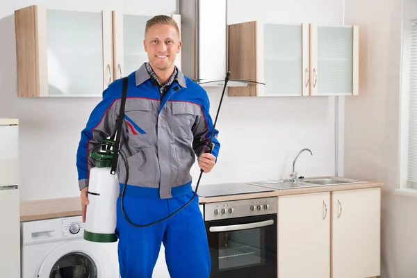 Worker With Insecticide Sprayer — Stock Photo, Image