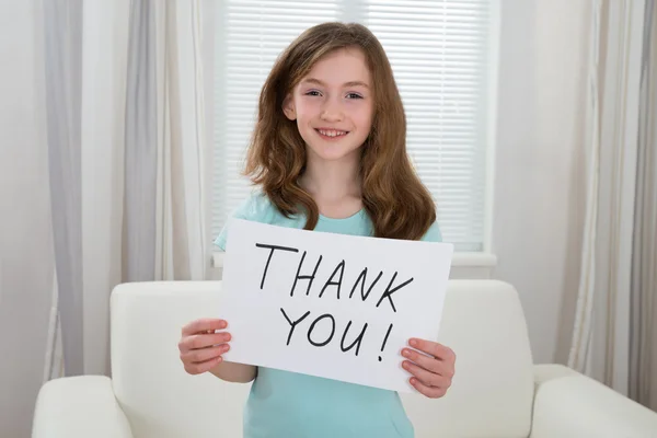 Dívka drží desku s Text Děkuji — Stock fotografie