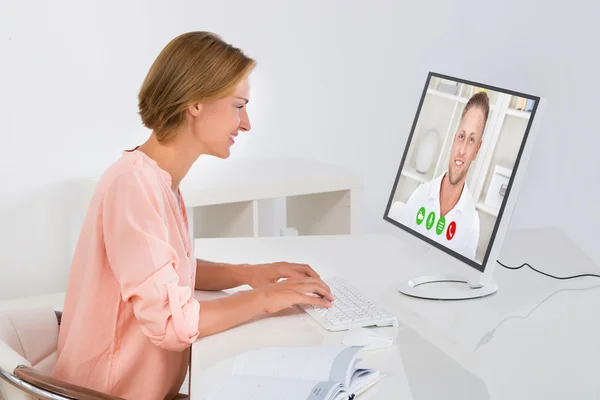 Woman Videochatting On Computer — Stock Photo, Image