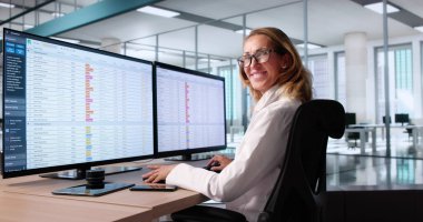 Tıbbî Faturalar Hesaplama ve Birçok Bilgisayarda Hesaplama Yapan Doktor