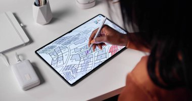 Şehir Arazi Araştırması için Kentsel Gelişim Planları Haritalandırılıyor.