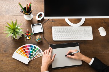Tasarımcısı kullanarak dijital Grafik Tablet
