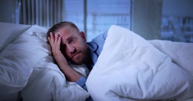 Huzursuz Gece: Uykusuzluk Huzursuz Uyku Yatak Odası