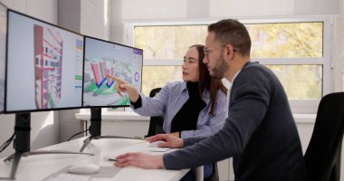 Şehir Mühendisi, GIS yazılımını kullanarak inşaat projesini değerlendirecek. Emlak Teknisyeni BIM Aracı Kullanıyor