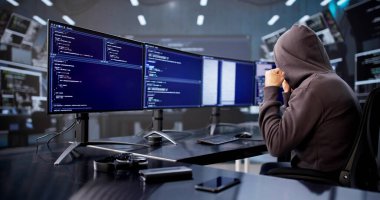 Siber Suçlar Kimlik Hırsızlığını Kutladı Heyecanlı Ofiste Zafer Kazandı