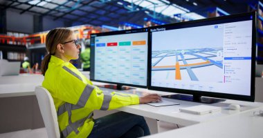 Lojistik Yönetimi için Yol Planlama Uygulamasında Etkili Genç Bayan. Depo Gözlem Filosunda Stratejik Kadın