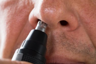 Saç burun kaldırma