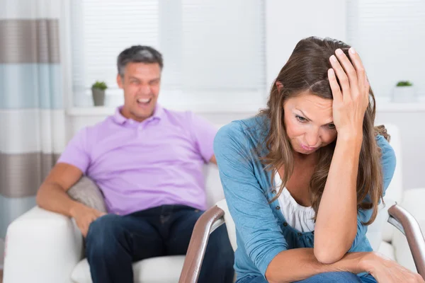 Mature Man Shouting To The Woman — Stock Photo, Image