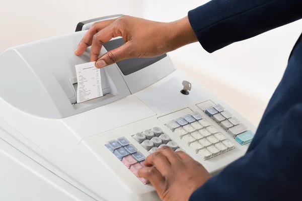 Sales Person Operating Cash Register — Stock Photo, Image