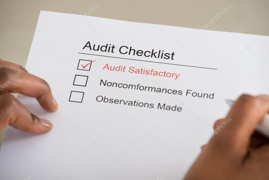 Filling Audit Checklist Form