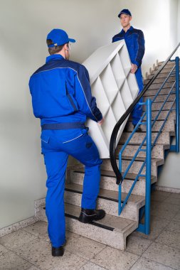 Raf taşıyan Nakliyeciler