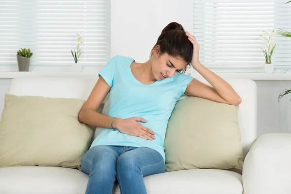 Woman Suffering From Stomach Ache — Stock Photo, Image