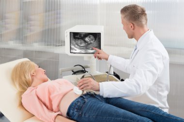 Doktor hareketli ultrason dönüştürücü