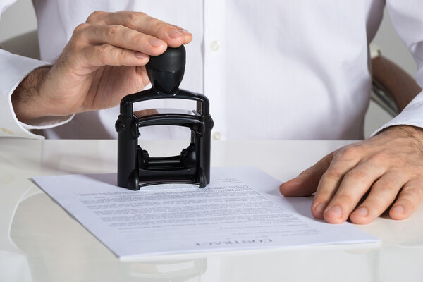 Документ о заключении контракта с предпринимателем
