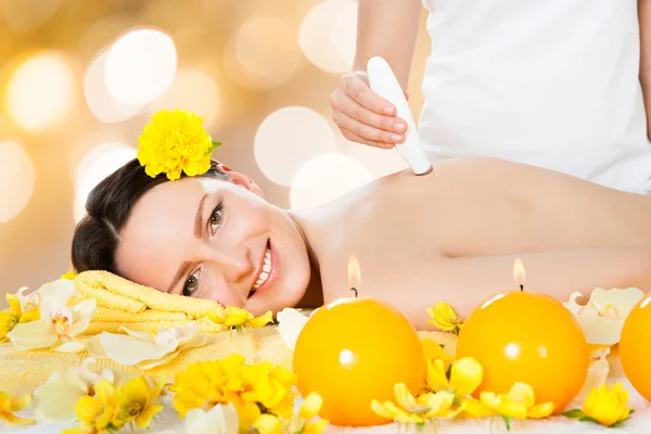 Woman Receiving Microdermabrasion Therapy — Stock Photo, Image