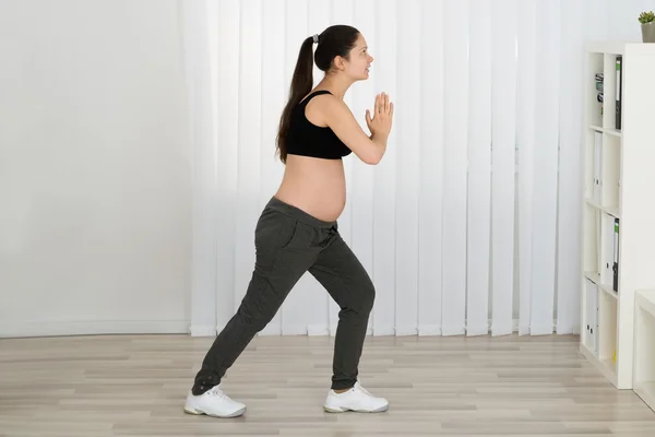 임신 부 운동 — 스톡 사진