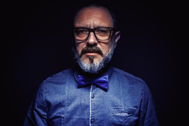 Bir sakallı adam portresi 