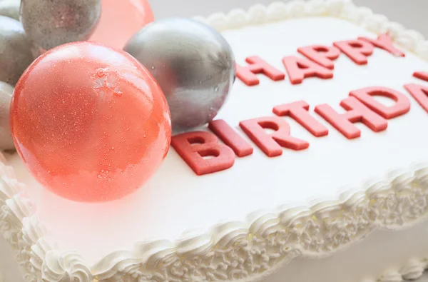 Pastel de cumpleaños feliz — Foto de Stock