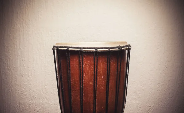 Ένα ξύλινο Djembe — Φωτογραφία Αρχείου
