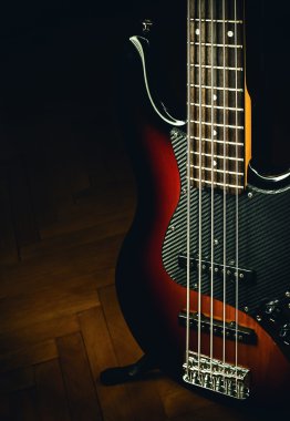 Beş dizeleri Jazz Bass
