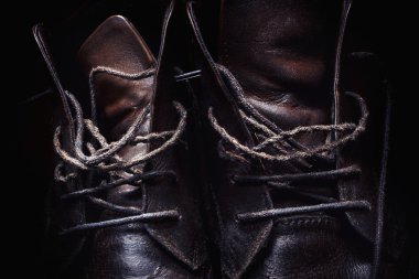 Deri ayakkabı bağcıklarımı