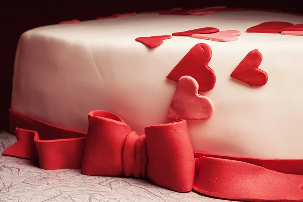 Liefde Cake met vorm van hart — Stockfoto