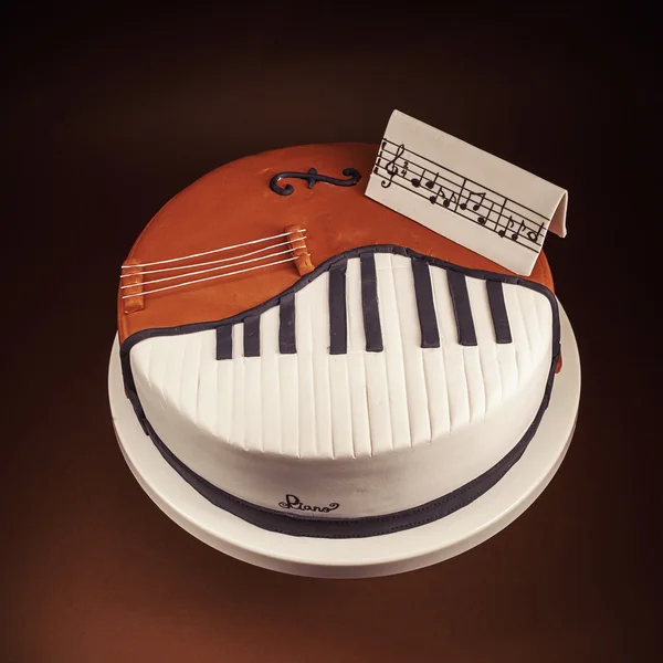 Kue Dalam Bentuk Piano dan Cello — Stok Foto