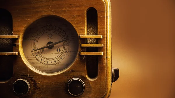 Old Wooden Radio Design — Stock Photo, Image