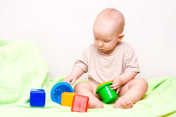 Brincar com bebés — Fotografia de Stock