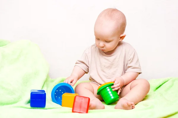 Baby playing — Stock Photo, Image