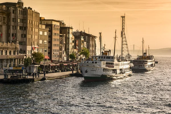 Karakoy Pier, Istanbul — Zdjęcie stockowe