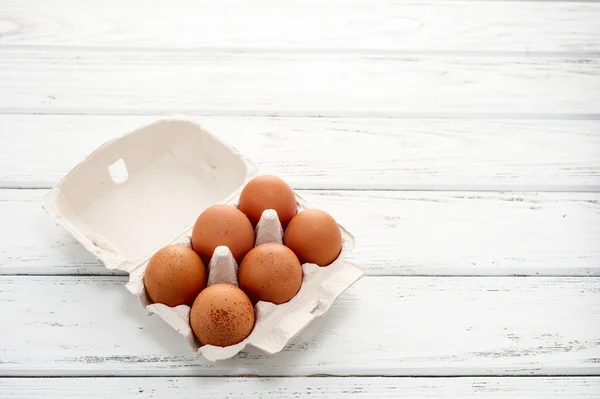 Eggs in tray — Stock Photo, Image