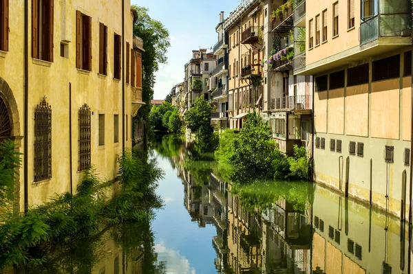 Padua canal view — Stock Photo, Image