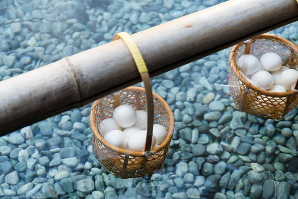 Hot spring steam boiled eggs — Stock Photo, Image