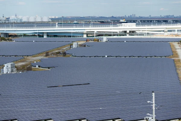 Paneles solares modernos — Foto de Stock