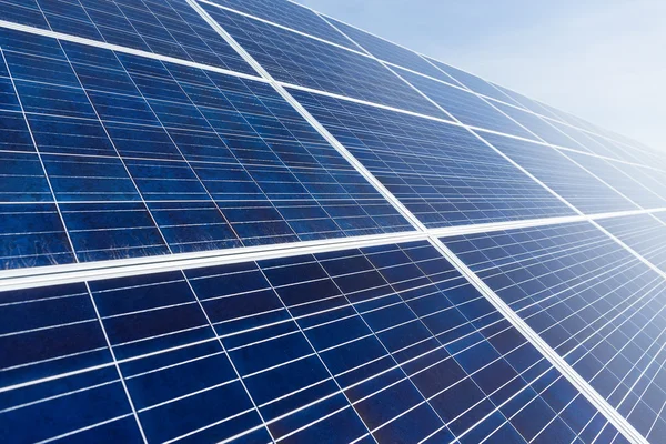 Paneles solares modernos — Foto de Stock