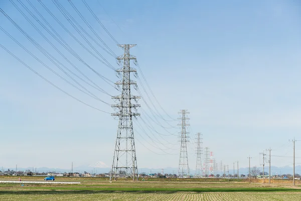 High voltage towers and transmission lines — Stock Photo, Image