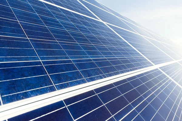 Paneles solares modernos — Foto de Stock