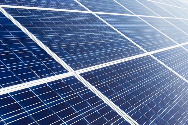 Paneles solares modernos — Foto de Stock