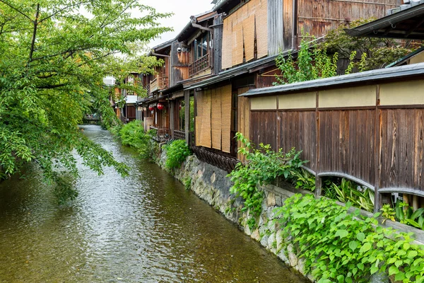 Maisons japonaises traditionnelles à Kyoto Gion — Photo