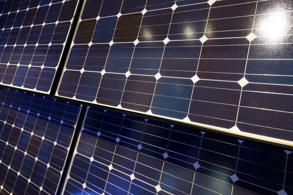 Modernos paneles solares — Stok fotoğraf