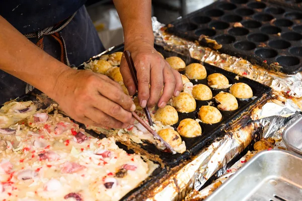 Japanse squid ballen maken — Stockfoto