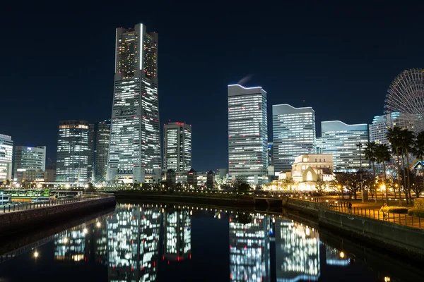 Yokohama-Stadtbild bei Nacht — Stockfoto