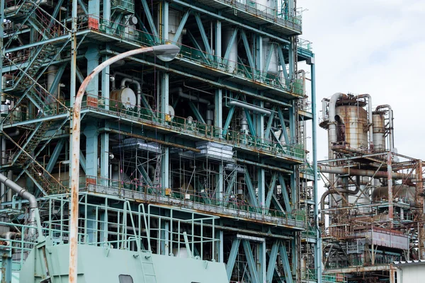 Edificios industriales en gran fábrica — Foto de Stock