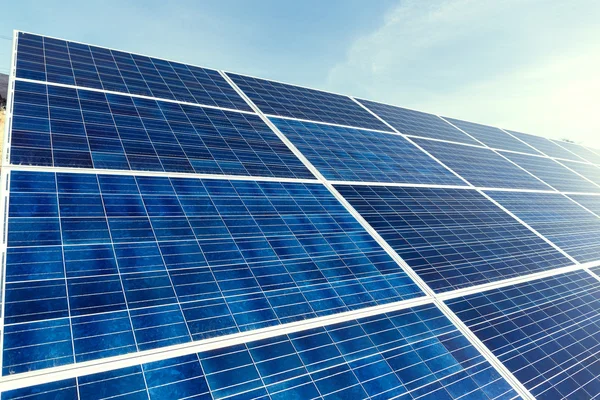 Modernos paneles solares — Stok fotoğraf